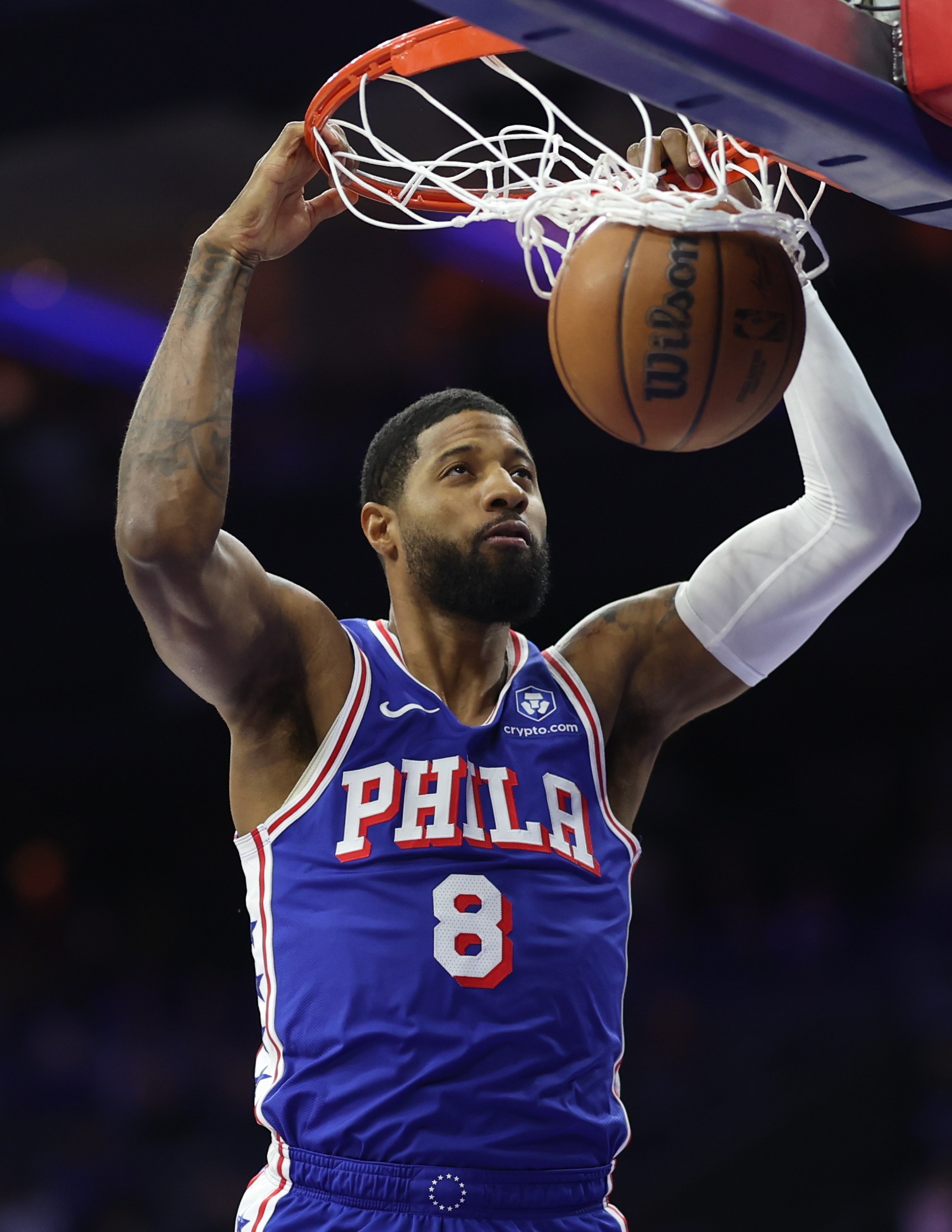 世界杯官方软件-乔大将军！乔治最近5场场均27分6.6板4助3断 投篮50% 三分42.6%