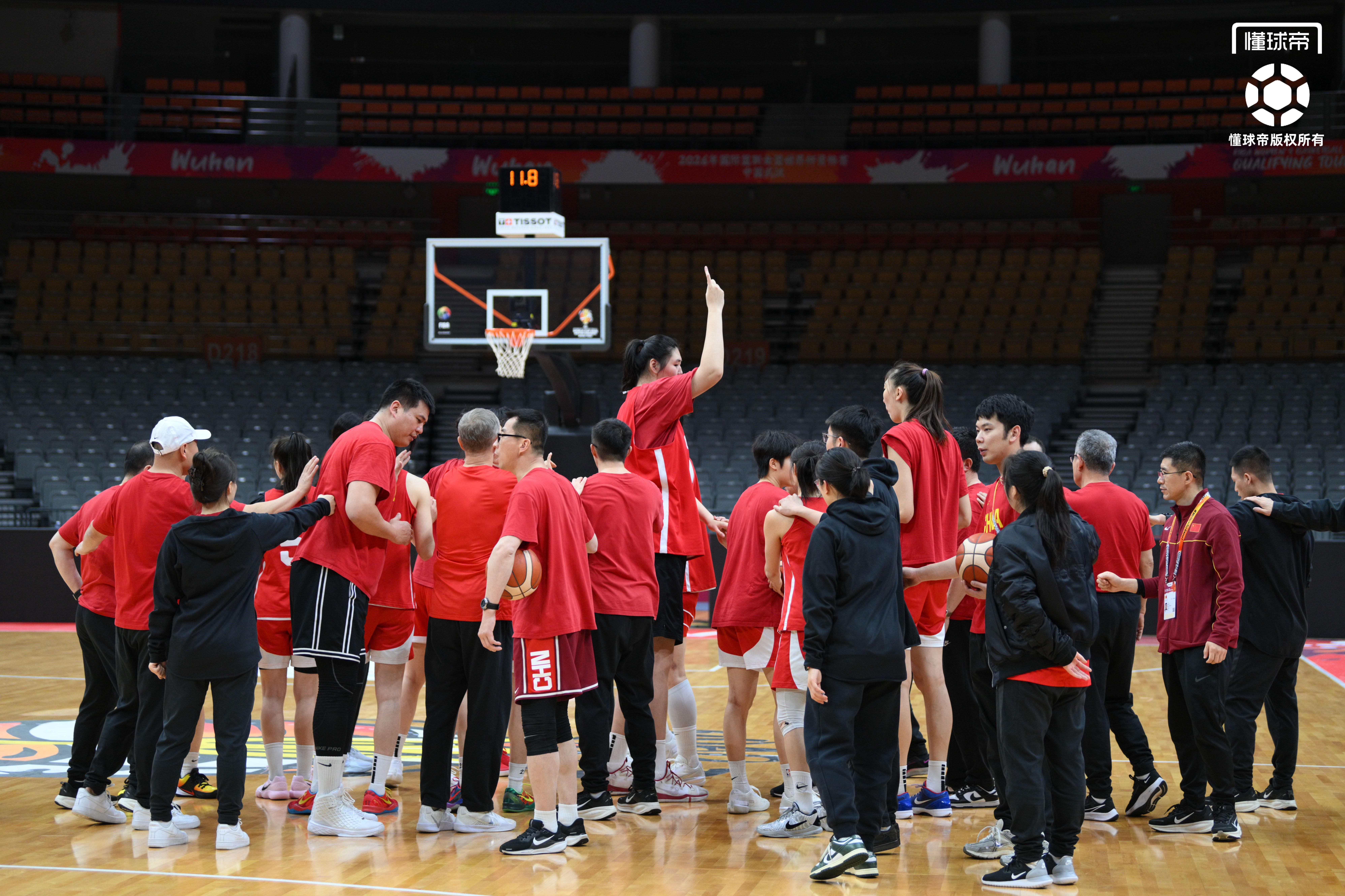 世界杯安卓app下载-中国女篮世预赛最后一练，王治郅到场观看&amp;amp;全队精神饱满